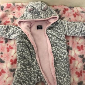 Warm body suit for baby girl like new